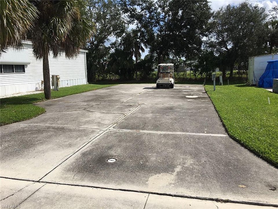 1st image of 12 Bass Ln #12