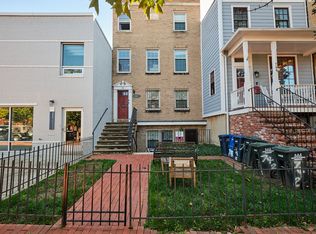 742 7th St SE #A, Washington, DC 20003