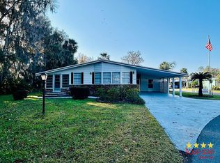 16 Kings Blvd, Leesburg, FL 34748