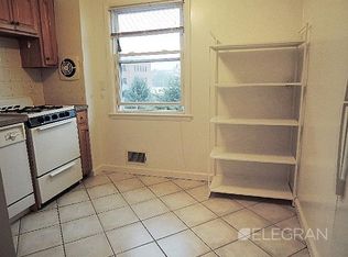 11 Parsons St #B, Harrison, NY 10528