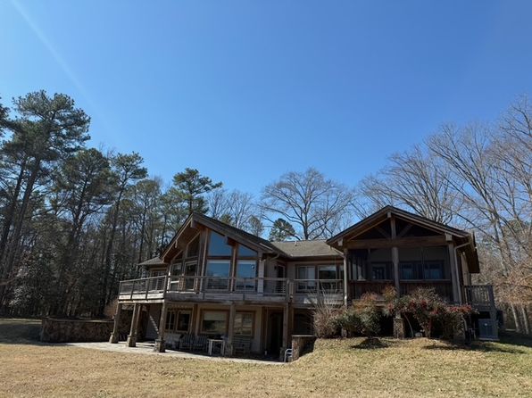 1411 Hermitage Rd