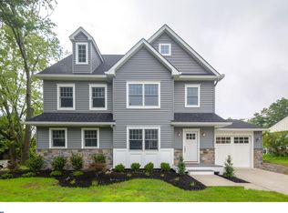 22 Olney Cir, Haddonfield, NJ 08033