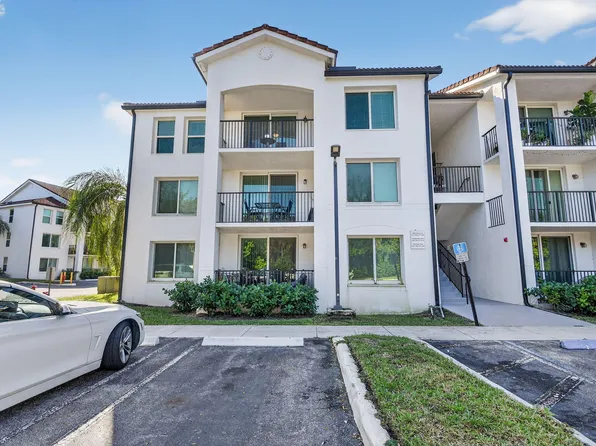 1017 Villa Circle, Boynton Beach, FL 33435