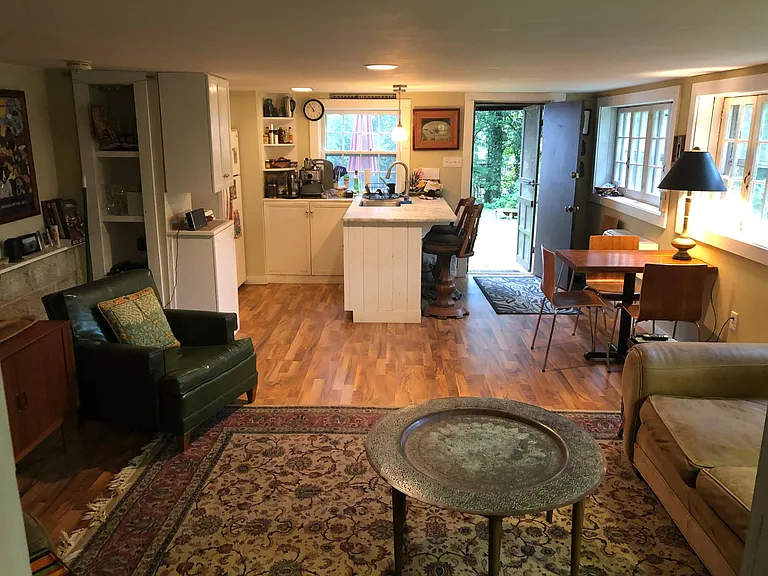 2328 Highland Ave #B — Photo 5