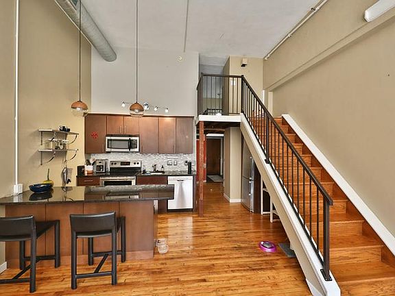 3rd image of 1201 Fitzwater St Unit 311