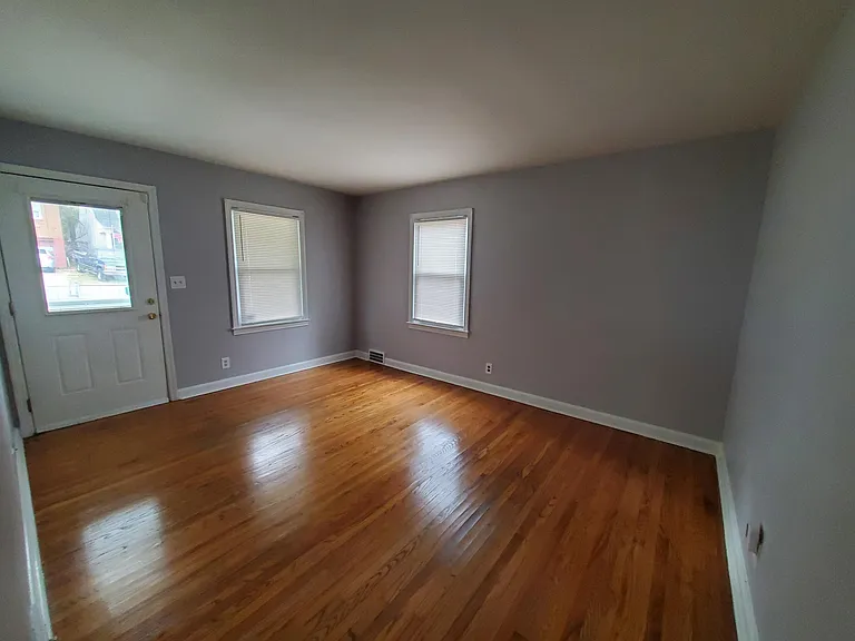 1419 Shingo Ave — Photo 5
