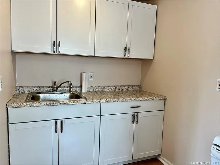 83 Lebanon Ave #3 — Photo 6