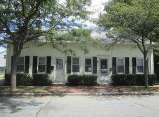 46 Maple St, Cranston, RI 02910