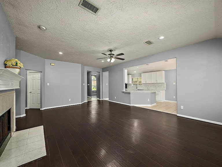 10 S Willow Point Cir — Photo 8