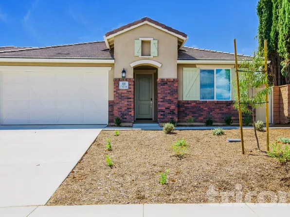 680 Susanne St, Corona, CA 92882