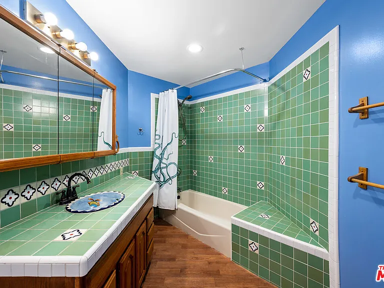34136 Mulholland Hwy — Photo 48