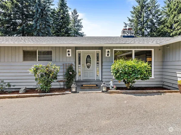12369 NW Silverdale Way, Silverdale, WA 98383