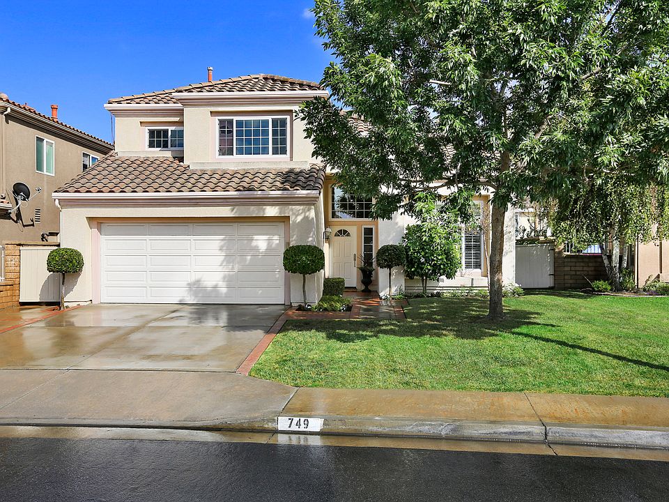 1st image of 749 S Morningstar Dr