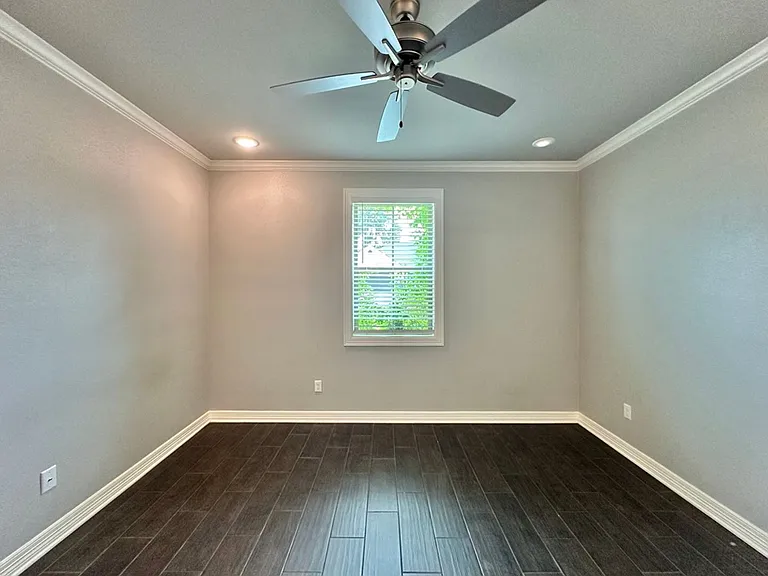 109 Rose Row Ln — Photo 24