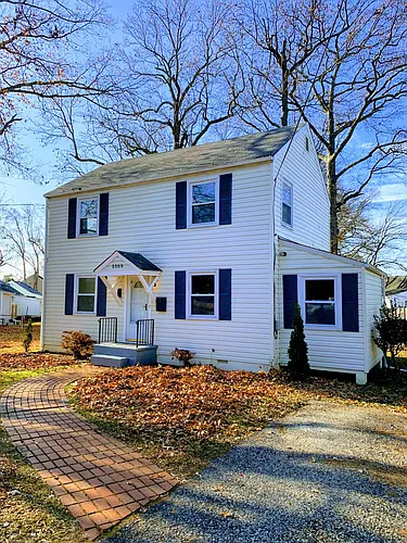 5509 Woodland Dr Photo 1