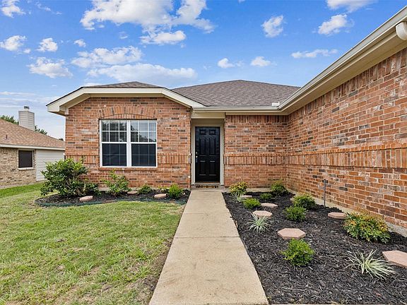 4th image of 845 Beaver Creek Dr
