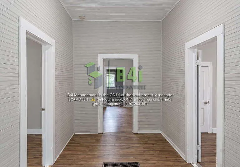 108 Gilman St SE — Photo 12