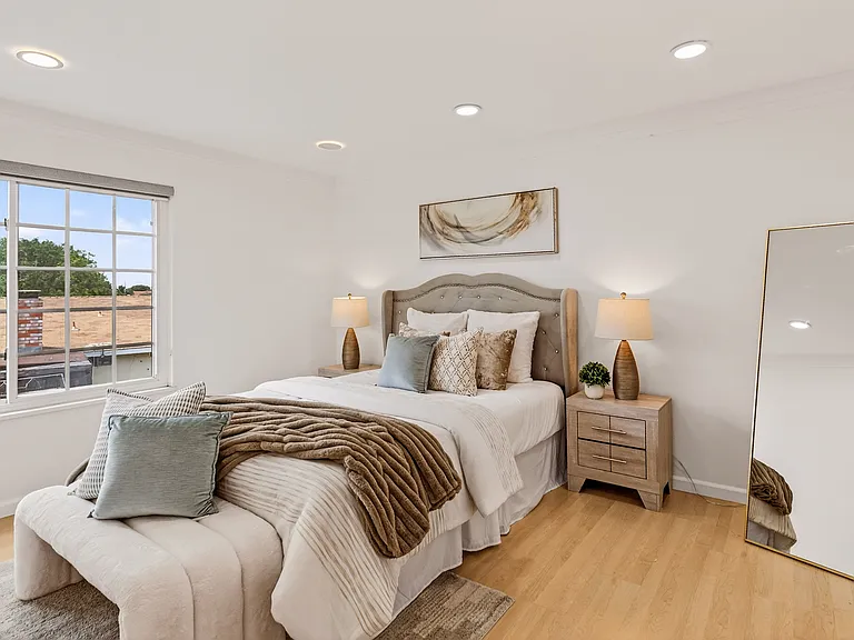 985 Summerfield Dr — Photo 10