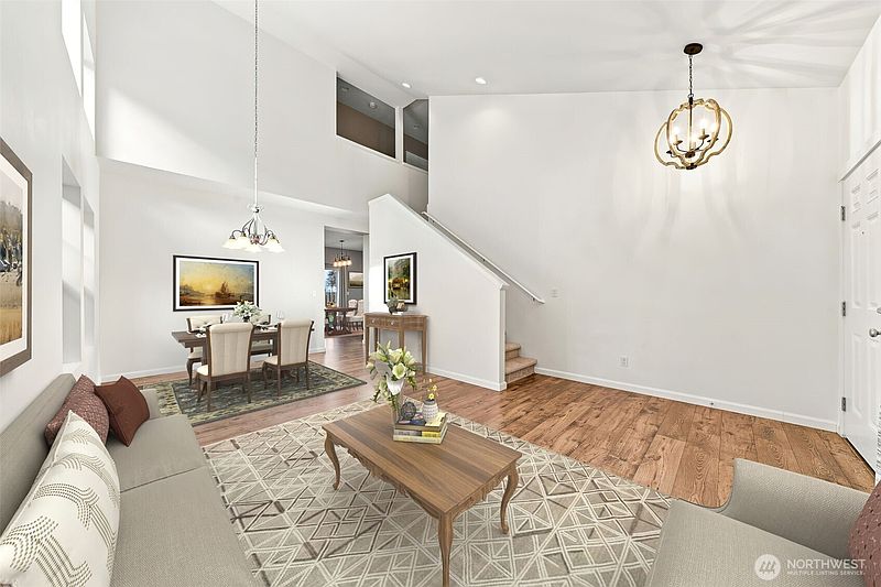 5th image of 16127 23rd Street E
