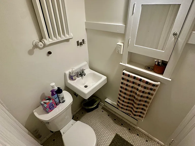 4212 Phinney Ave N #2 — Photo 8