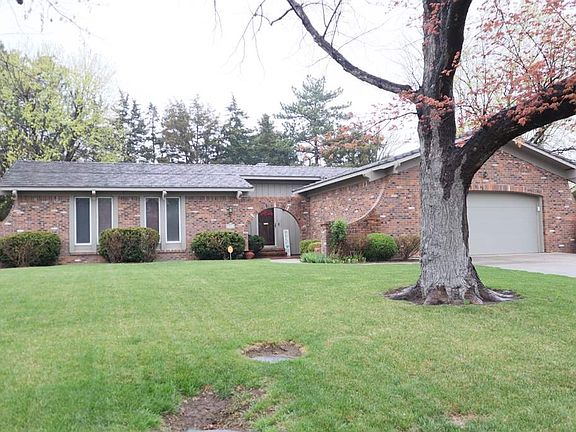 2nd image of 506 El Trigo St
