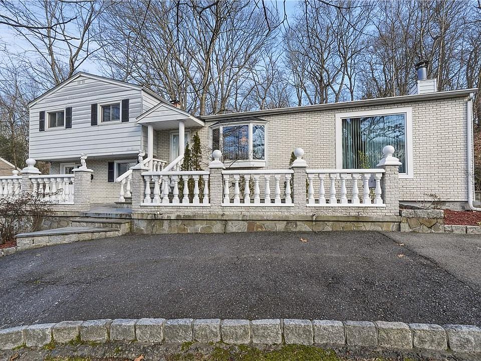 1st image of 551 Westbrook Drive