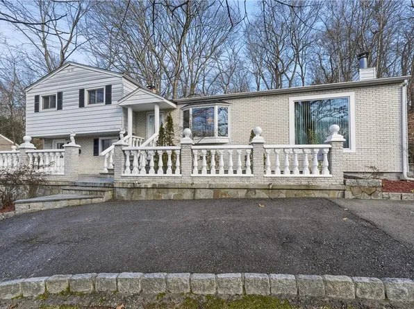 551 Westbrook Drive, Cortlandt Manor, NY 10567