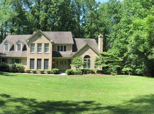 6612 Plantation Ln, Warrenton, VA 20187