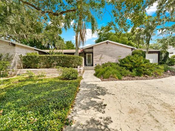 320 Druid Hills Rd, Temple Terrace, FL 33617