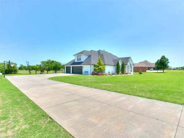 835 County Street 2922, Tuttle, OK 73089