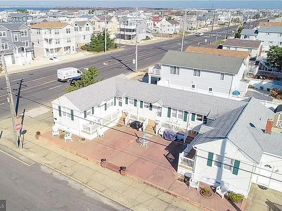 2nd image of 5515 Long Beach Blvd
