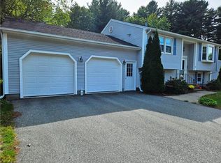 19 Black Walnut Dr, Coventry, RI 02816