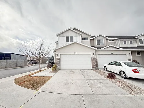 506 W Green Spring Way Photo 1