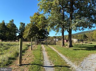446 Pa Kath Ln, Martinsburg, WV 25403
