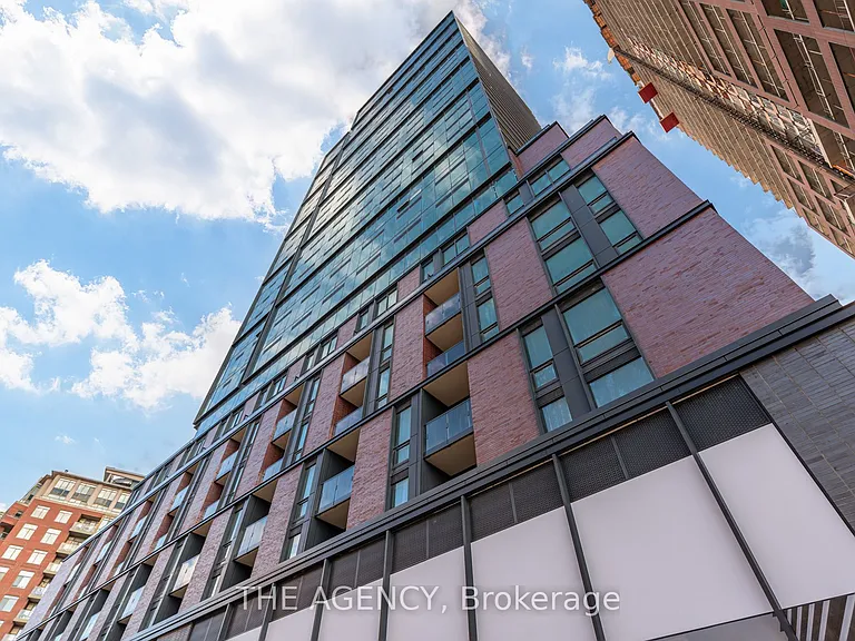 33 Parliament St #429 — Photo 41