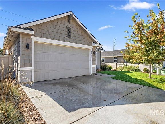 3rd image of 5433 W Riva Capri St