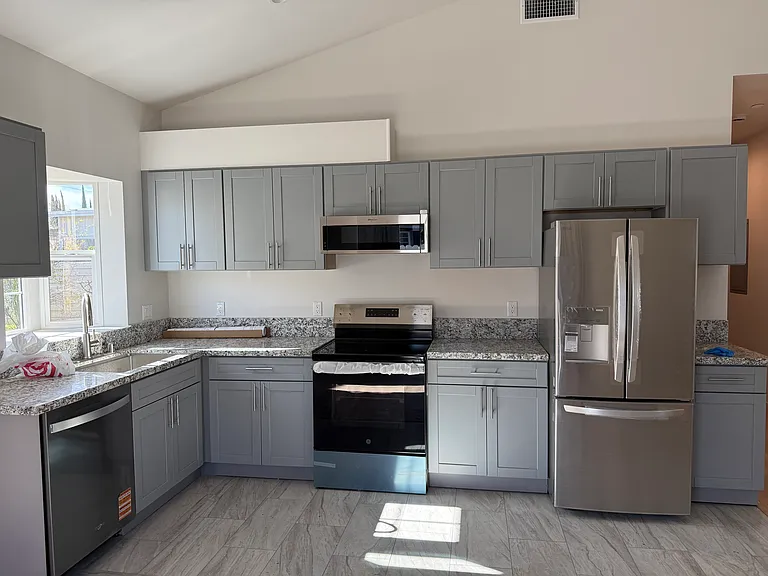 20352 Sherman Way — Photo 34