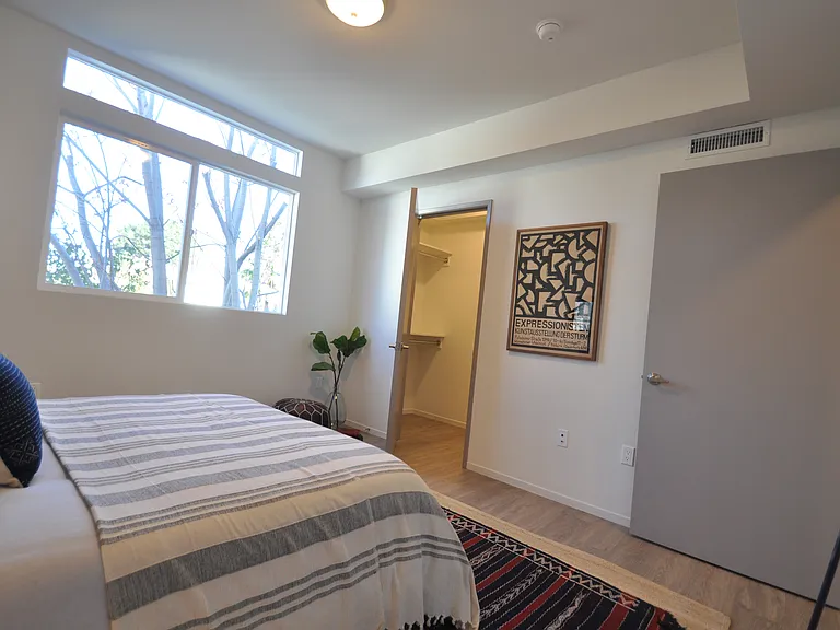 5720 Klump Ave #3 — Photo 16