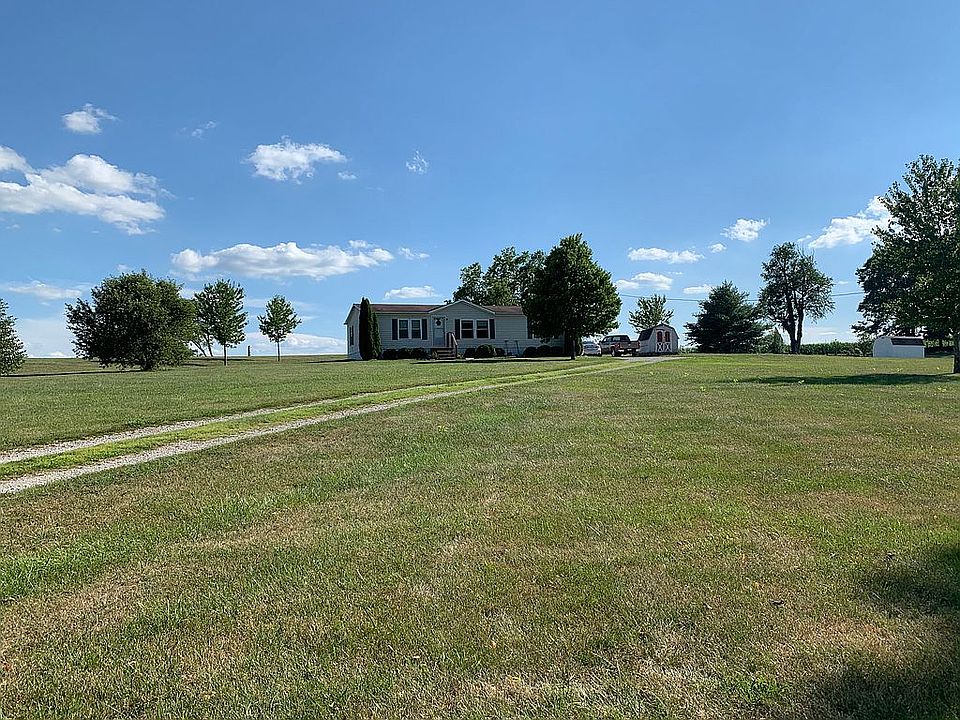 2nd image of 1215 Townsend Valley Rd