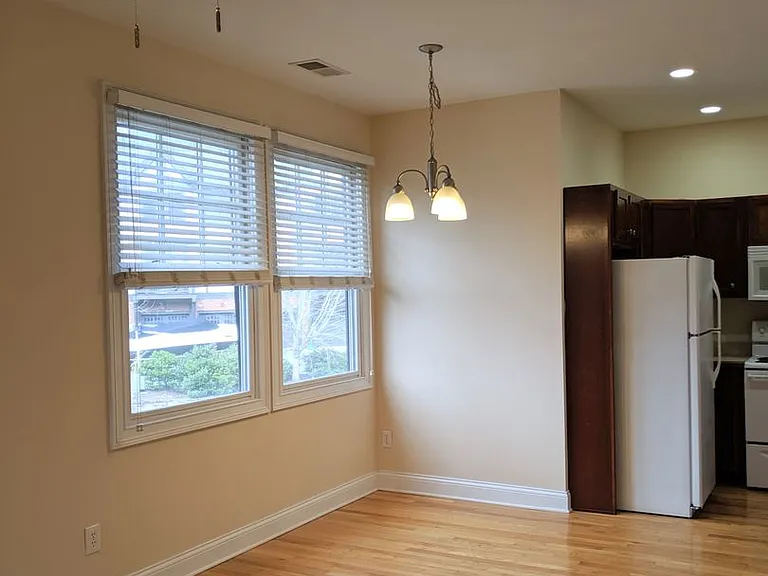 6 E Market St #E — Photo 10