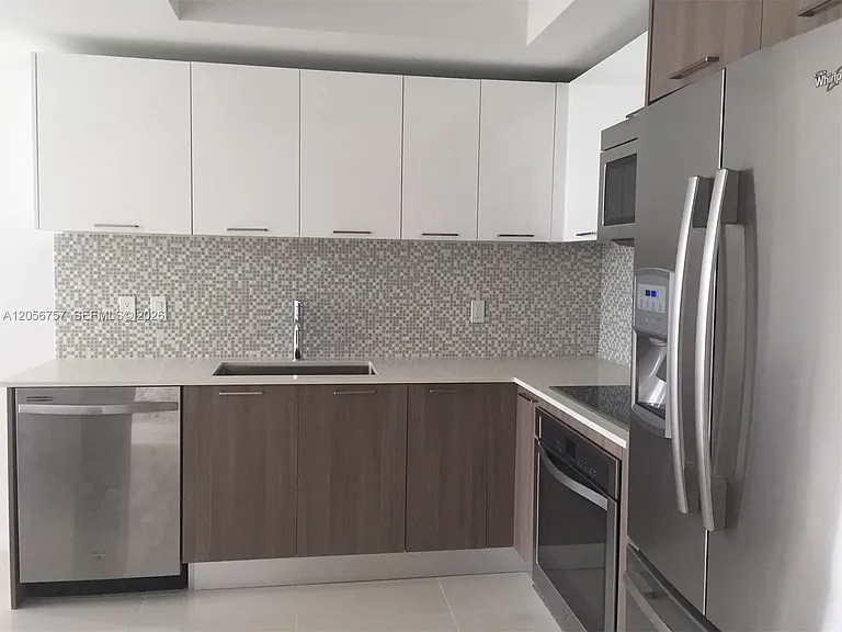 5252 NW 85th Ave #801 — Photo 16