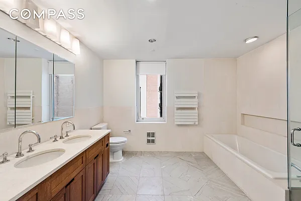 Rented by Compass | media 31