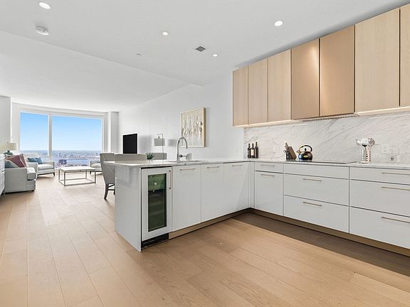 3rd image of 240 Devonshire St #3603