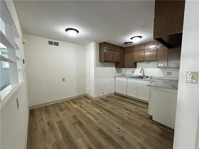 2 bed, 748 sqft, $600 — Photo 3