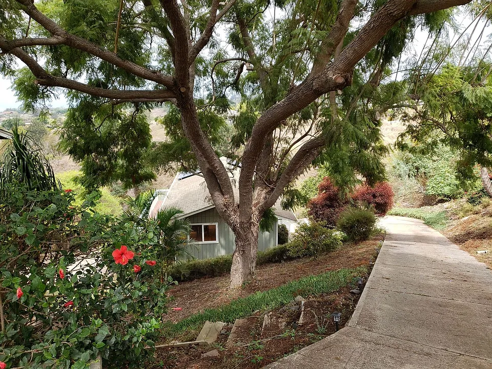 2664 Lower Kula Rd