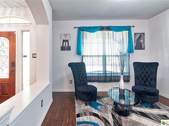 5th image of 2519 Cortona St