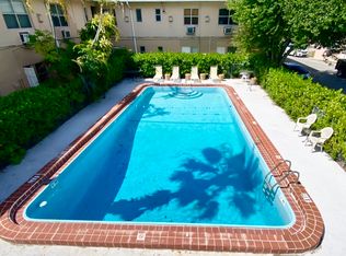 21 Alhambra Cir #31, Miami, FL 33134