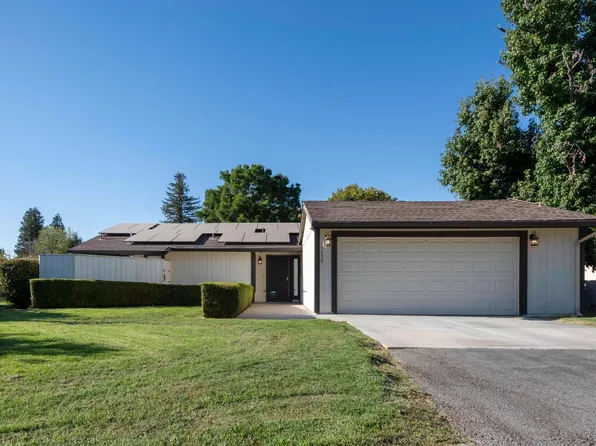 15150 Tie Breaker Ct, Bakersfield, CA 93306