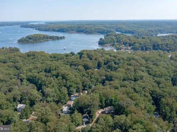 902 Hine Trl, Crownsville, MD 21032