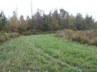 N Richmond Rd, Pierpont, OH 44082